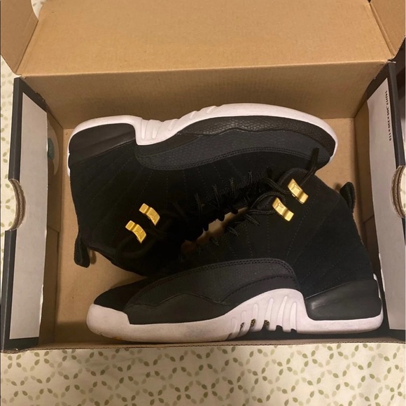 Nike Air Jordan 12 Retro Shoes (GS) - Picture 3 of 5